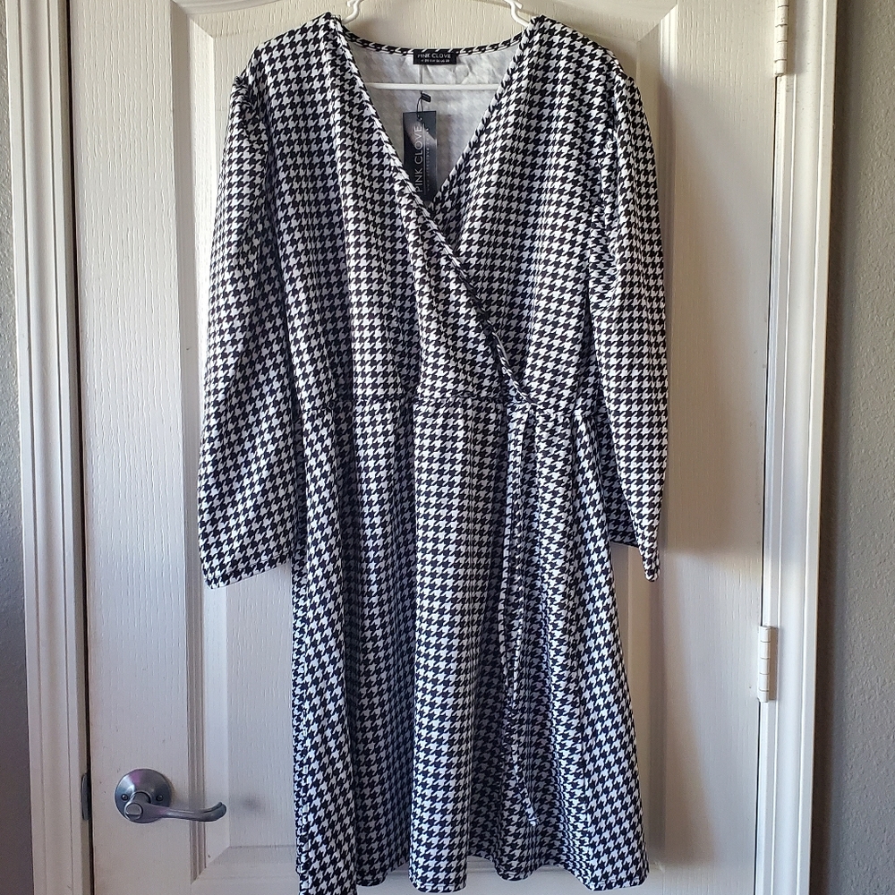 NWT Pink Clove Houndstooth Faux Wrap Dress